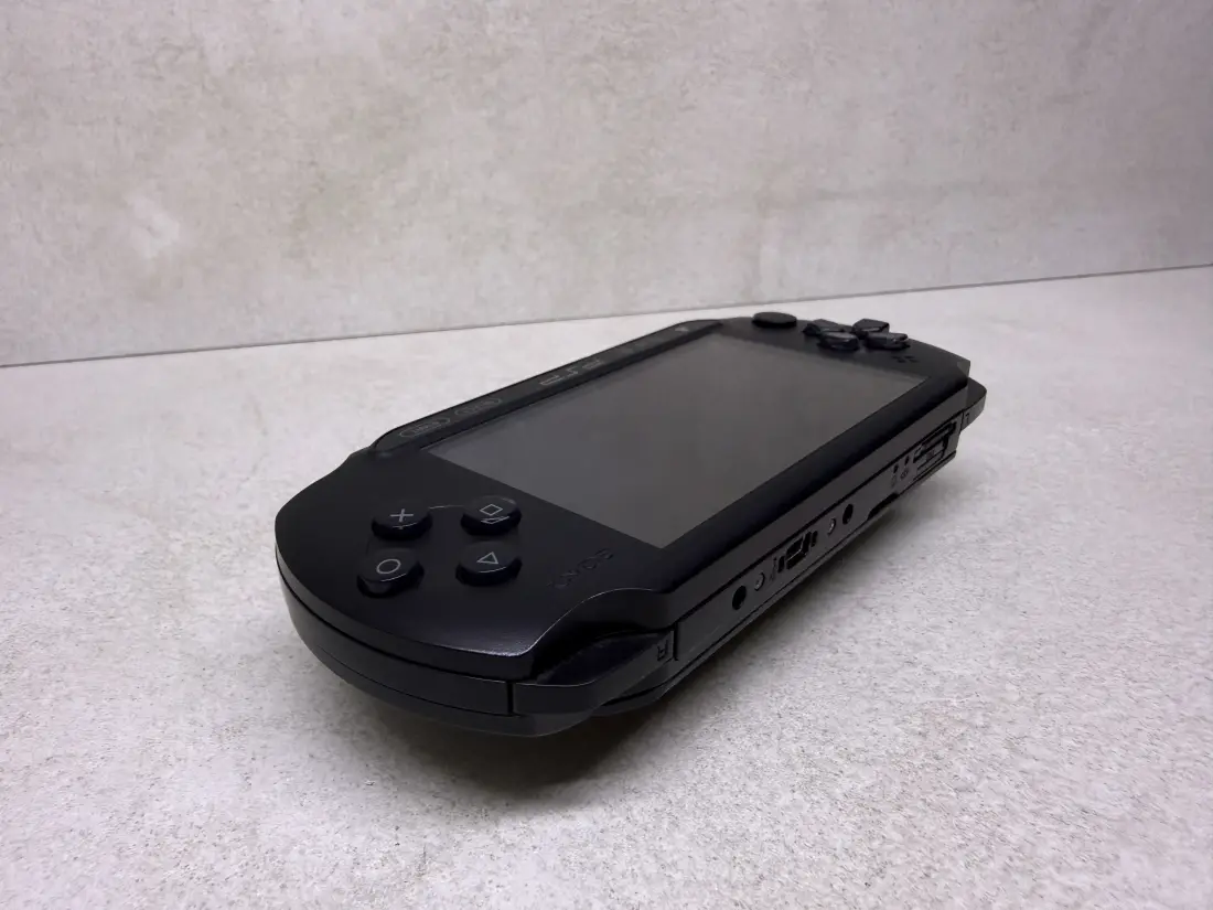 PSP Street > 64gb / 579 igara / + Emulatori