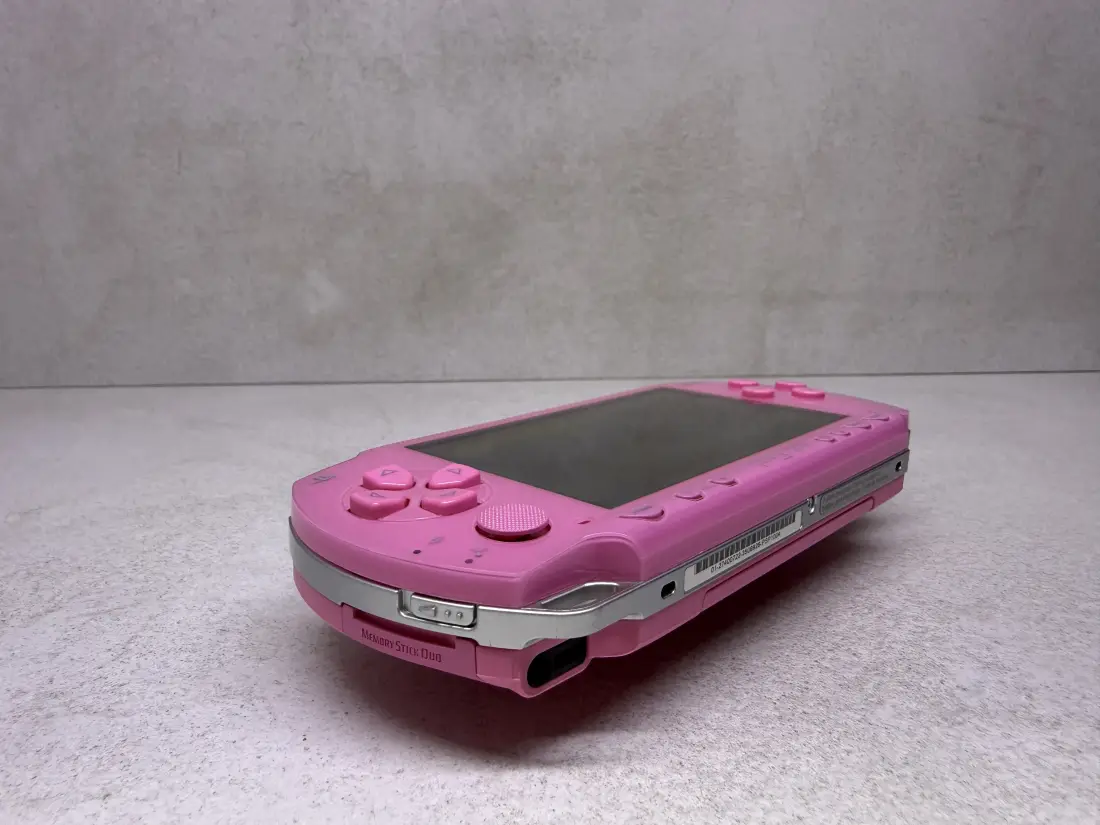 PSP 1000 > 64gb / 579 igara / + Emulatori / PINK