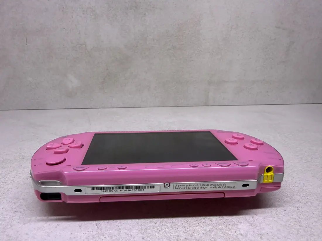 PSP 1000 > 64gb / 579 igara / + Emulatori / PINK