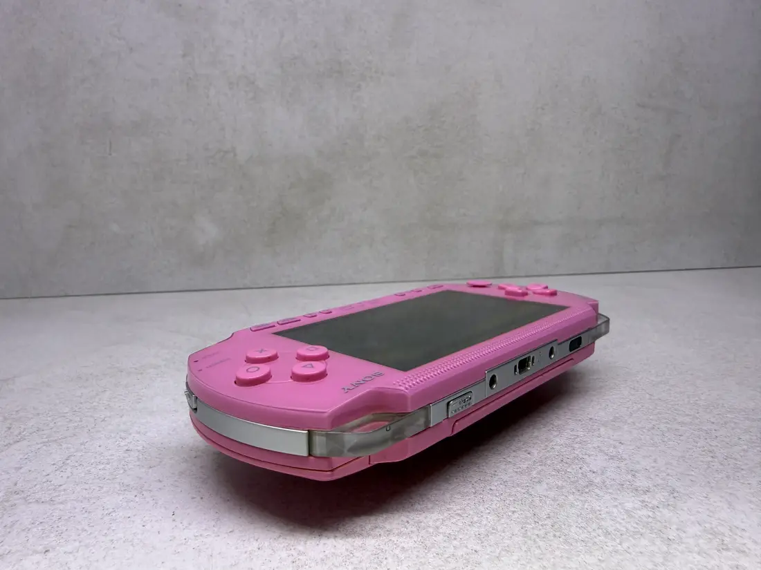 PSP 1000 > 64gb / 579 igara / + Emulatori / PINK