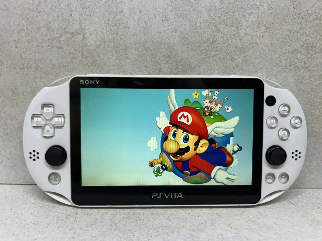 PS Vita LCD > 128gb / 580 igara / + Emulatori