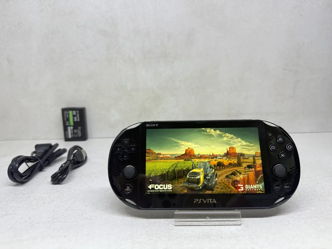 PS Vita LCD > 128gb / 580 igara / + Emulatori