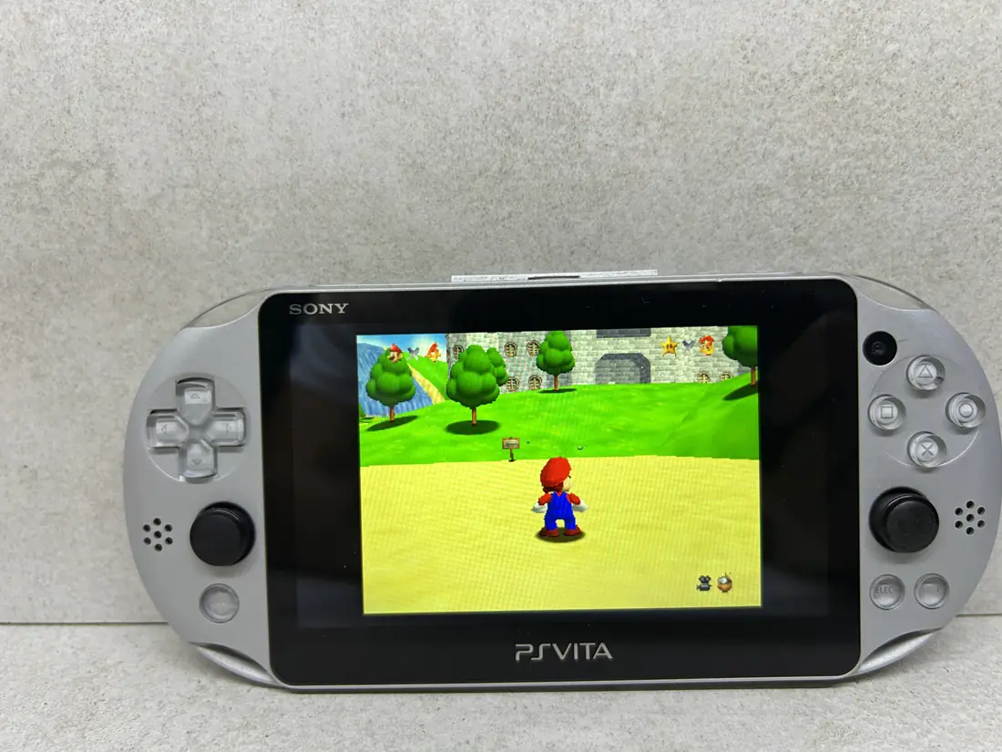 PS Vita LCD > 256gb / 689 igara / + Emulatori