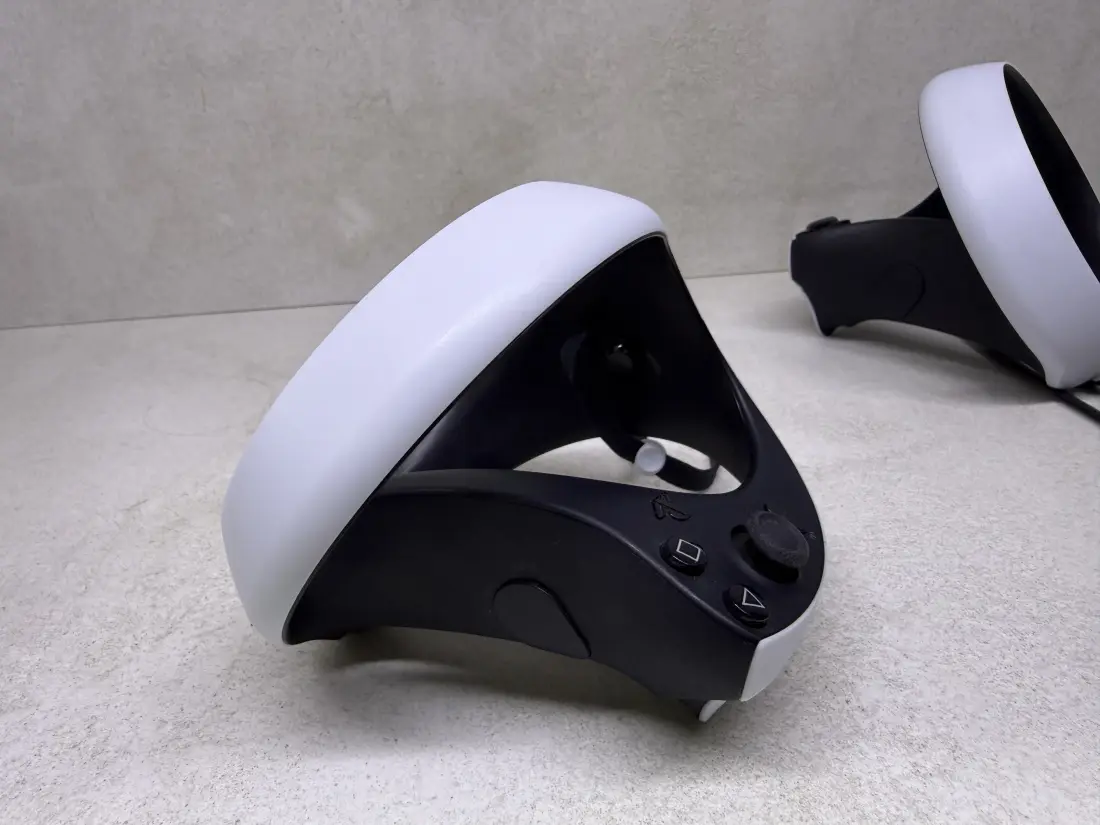 PS5 VR2 > VR naocare / Virtual Reality / + Kutija