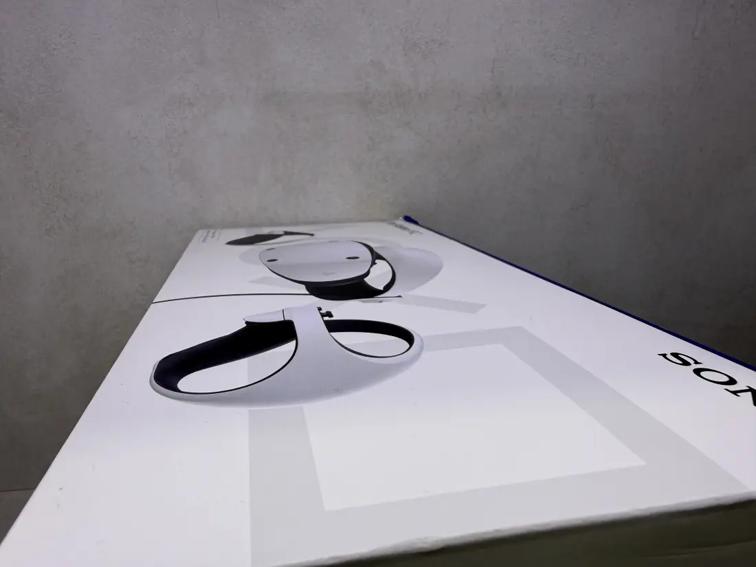PS5 VR2 > VR naocare / Virtual Reality / + Kutija