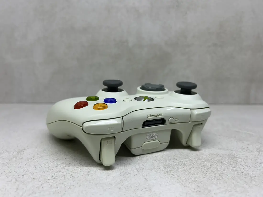 XBOX 360 > Džojstik / WHITE / Wireless / ORIGINAL / Extra