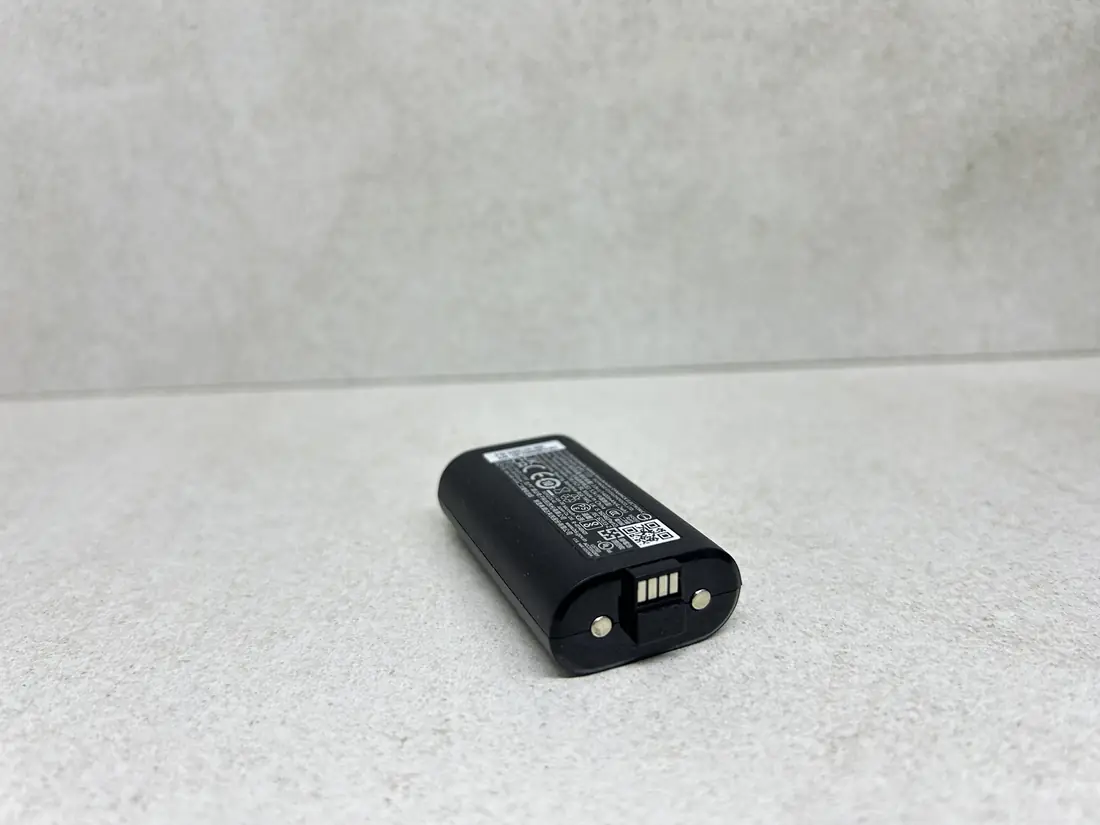 XBOX One > Punjiva baterija / Rechargeable / ORIGINAL
