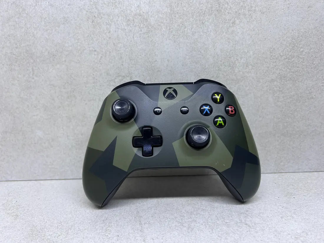 XBOX One i XBOX Series X/S > Džojstik / CAMOUFLAGE SPECIAL / Extra
