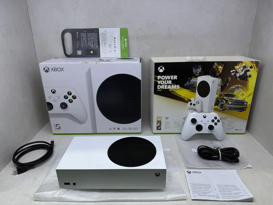 XBOX Series S > 512gb / Fortnite + Roblox … / + Kutija