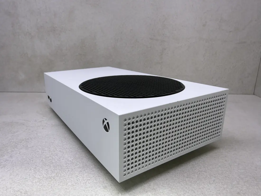 XBOX Series S > 512gb / Fortnite + Roblox … / + Kutija