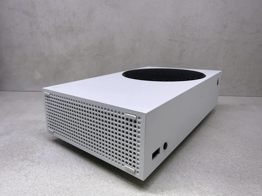 XBOX Series S > 512gb / Fortnite + Roblox … / + Kutija