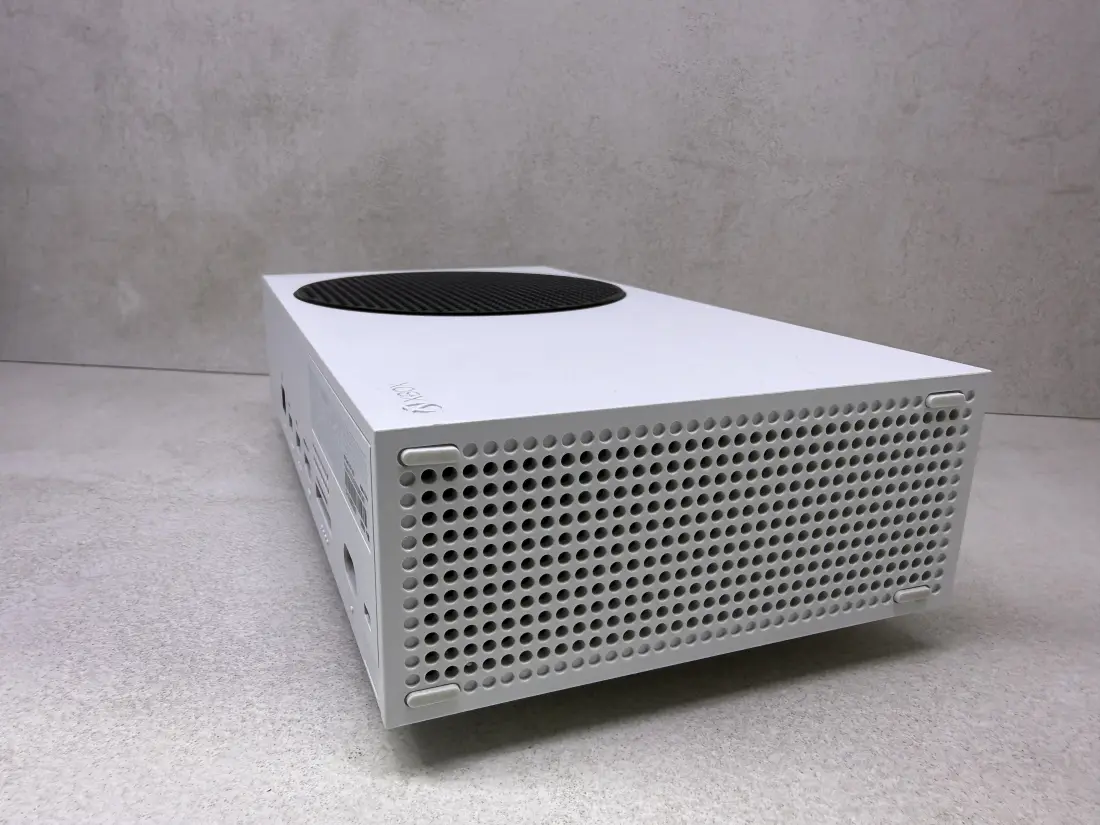 XBOX Series S > 512gb / Fortnite + Roblox … / + Kutija